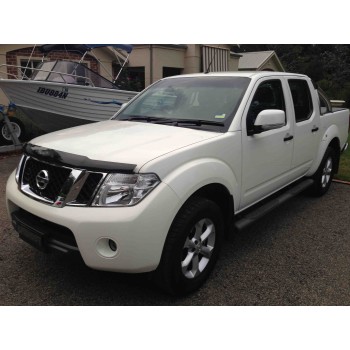 Дефлектор капота NISSAN NAVARA 2010+