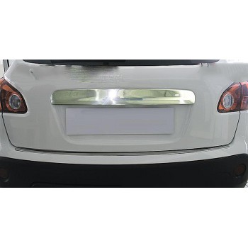 Хромированная накладка над номером задней двери  NISSAN QASHQAI