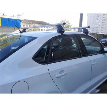 Продаём автомобильные багажники на крышу.