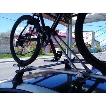 Крепление для велосипедов на крышу автомобиля алюминиевое. Amos