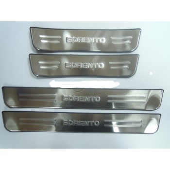 Накладки на внутренние пороги KIA Sorento 2009-2015