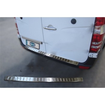 Накладка из нержавеющей стали на задний бампер MERCEDES SPRINTER 906